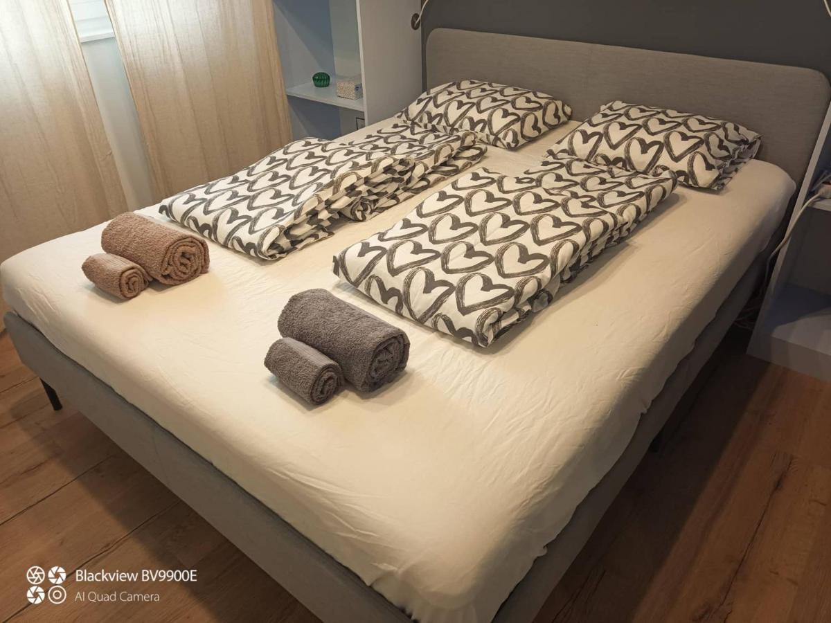 Azurro Appartement Siófok Buitenkant foto
